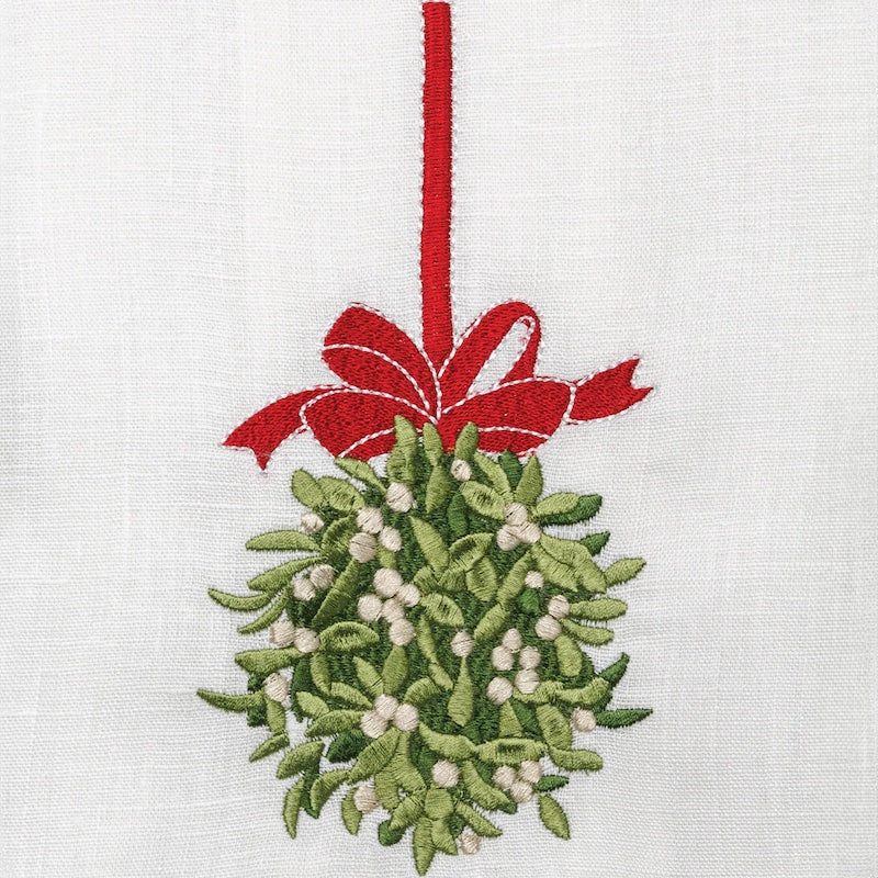 Mistletoe Ball Linen Towel