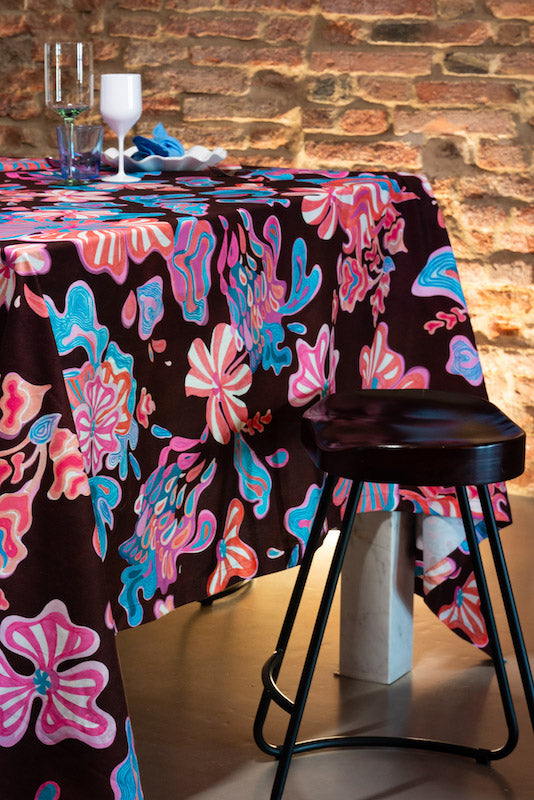 Caleido Table Linens