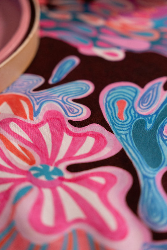 Caleido Table Linens