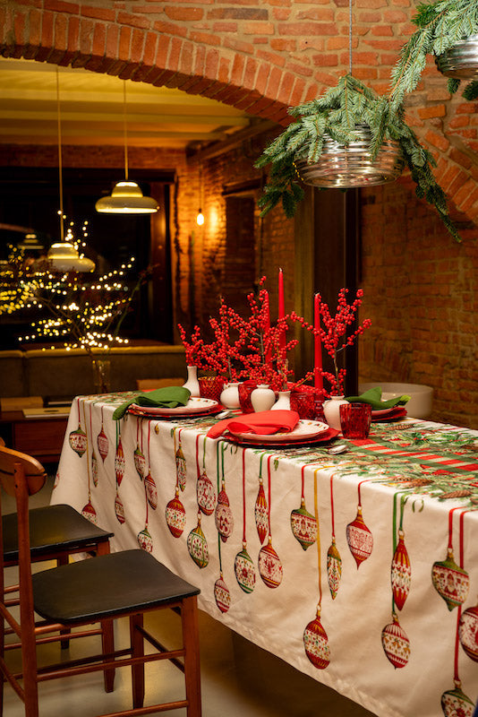 Pinoel Table Linens