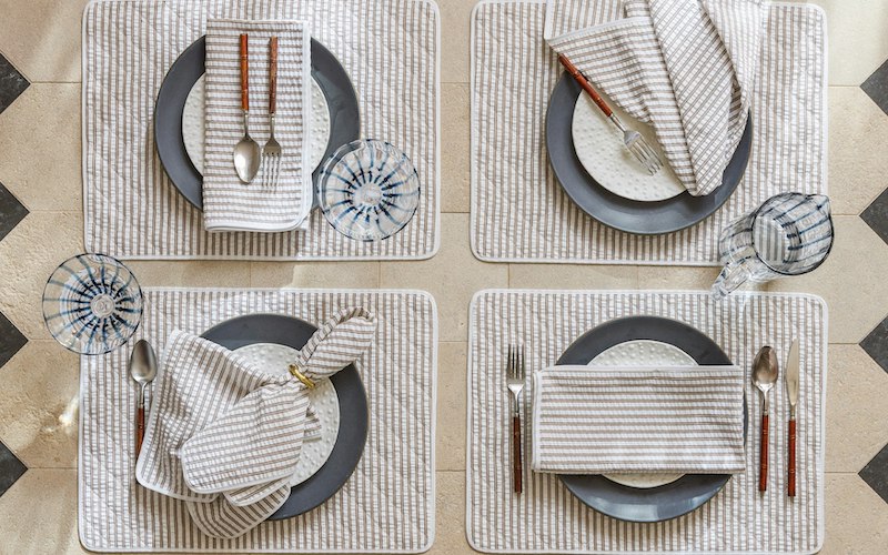 Matouk Matteo Table Linens Pink