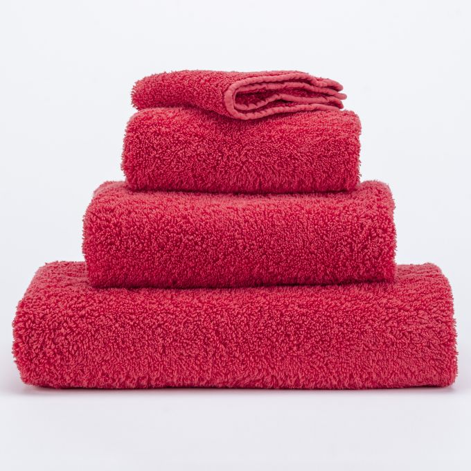 Super Pile Towels Viva Magenta 579