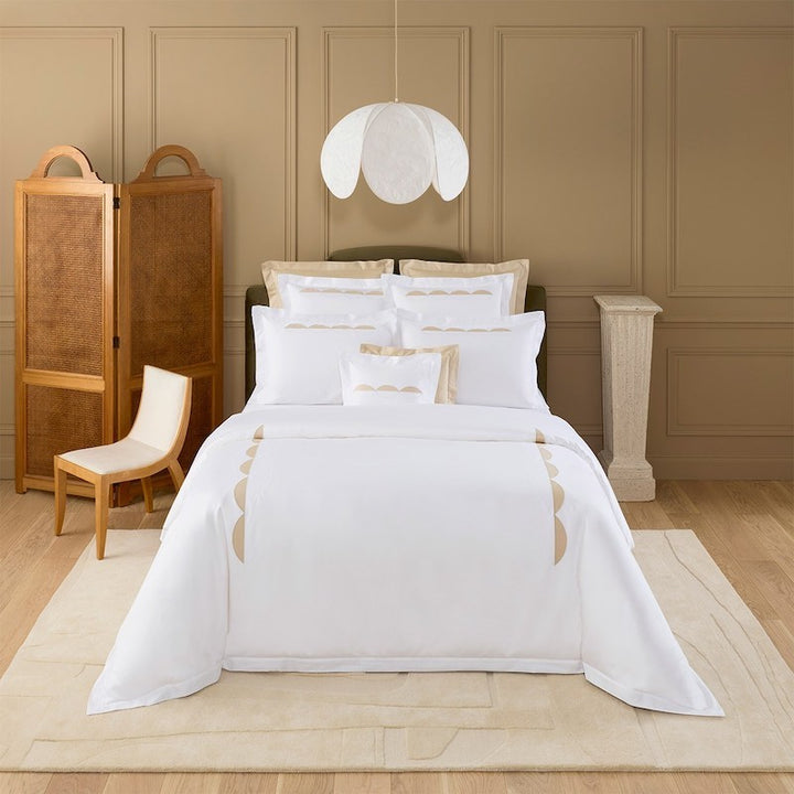 Couture - Theorie Bed Collection Blanc and Sable
