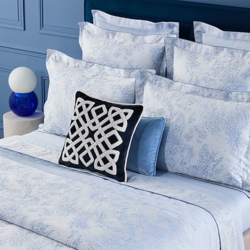 Ecumes Bed Collection