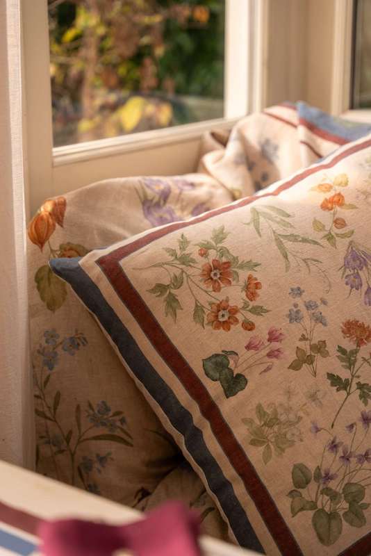 Pernilla Decorative Pillows
