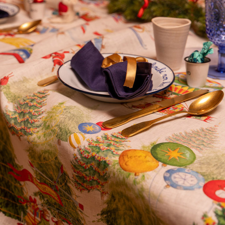 Air Christmas Table Linens