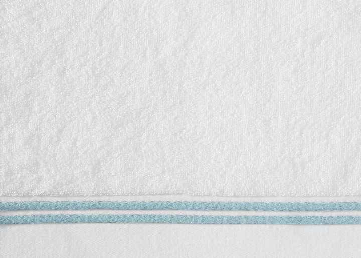 Aura Nuova Towels White/Aqua