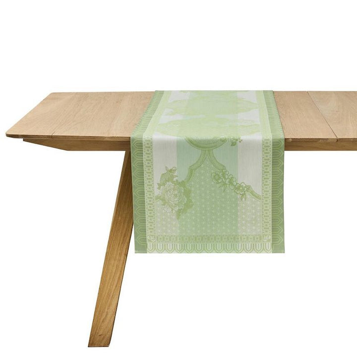 Promenade Imperiale Table Linens Green
