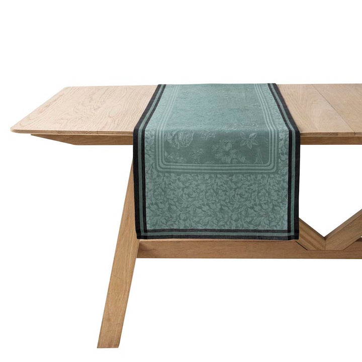 Romance Table Linens Green