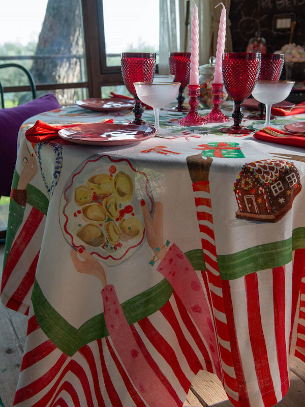 Hand On Xmas Table Linens