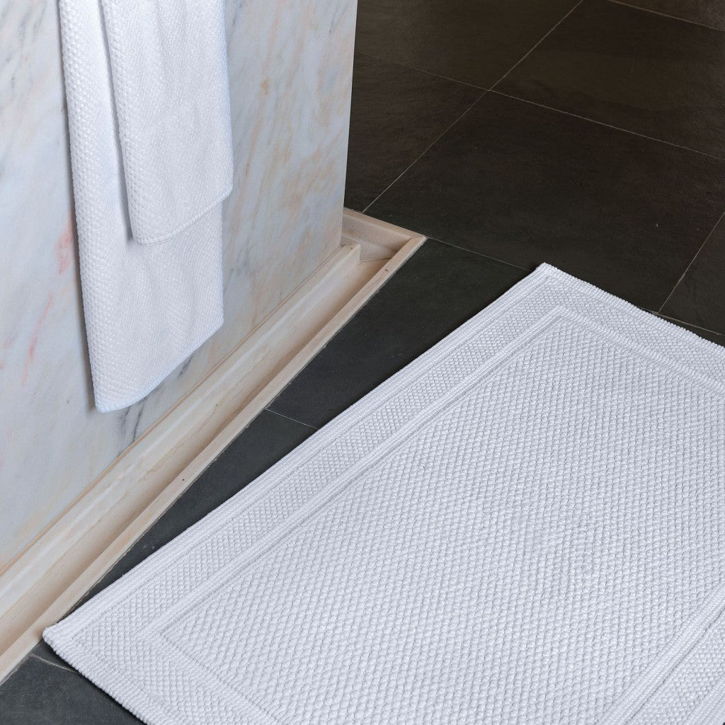 Bee Waffle Bath Mat Fog