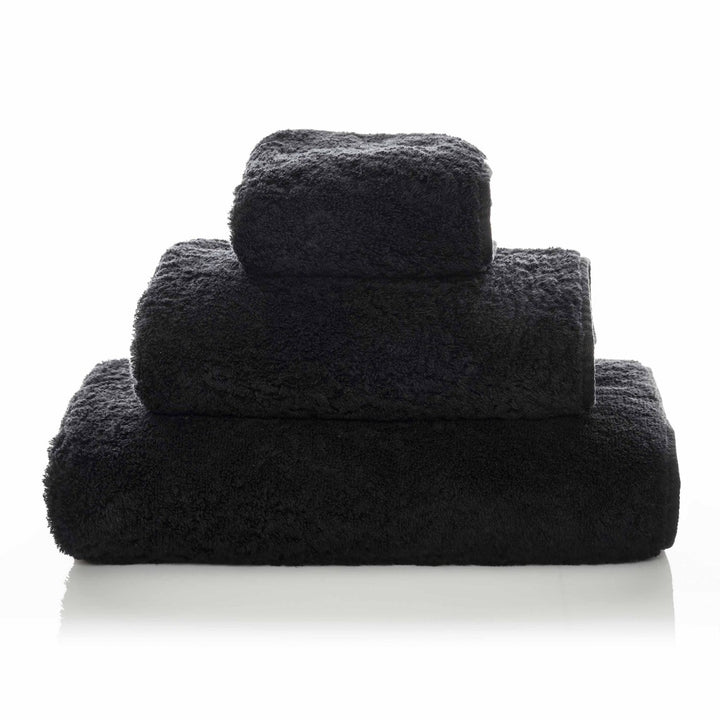 Egoist Towel Black