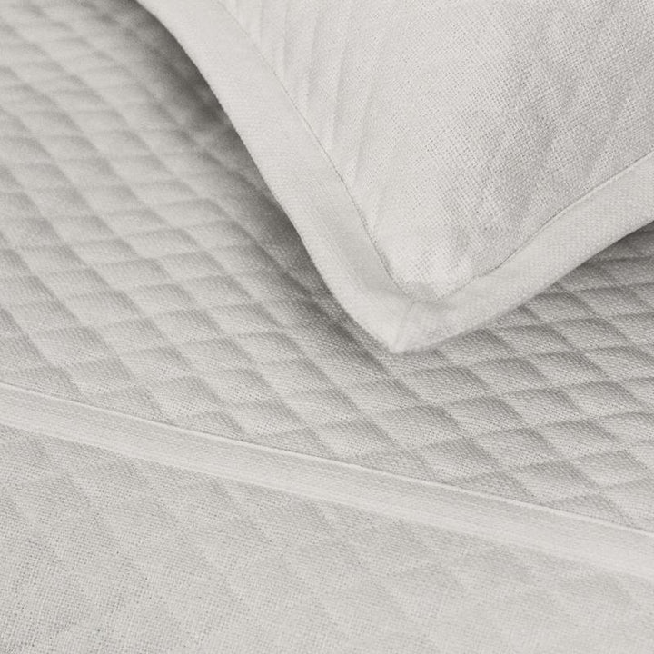Faux Flax Coverlet Set in Ivory