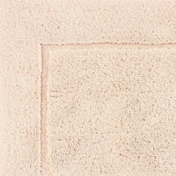 Must Nude 610