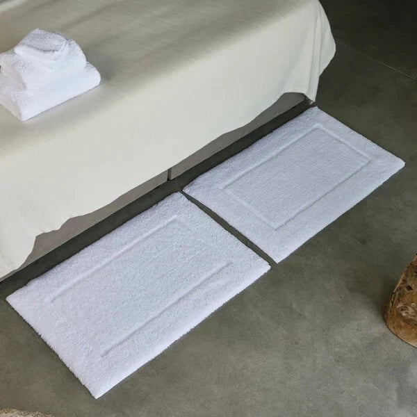 Must White 100