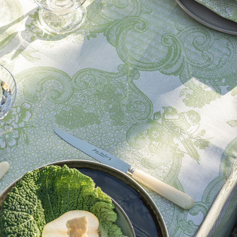 Promenade Imperiale Table Linens Green