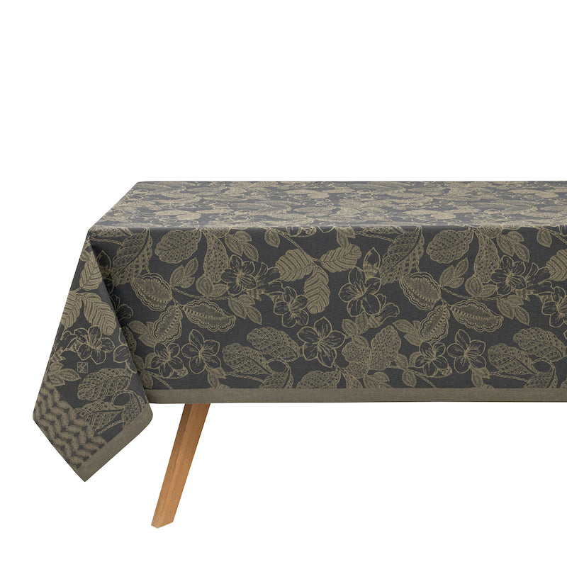 Sulawesi Green Table