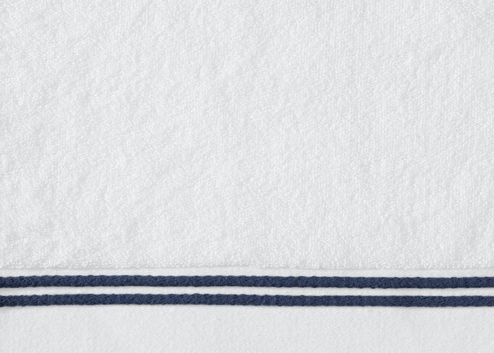 Aura Nuova Towels White/Navy