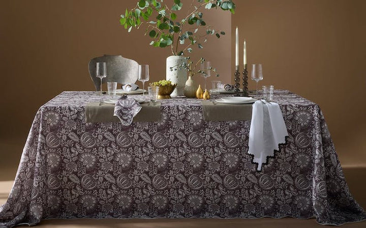 Matouk Granada Table Linens Thistle
