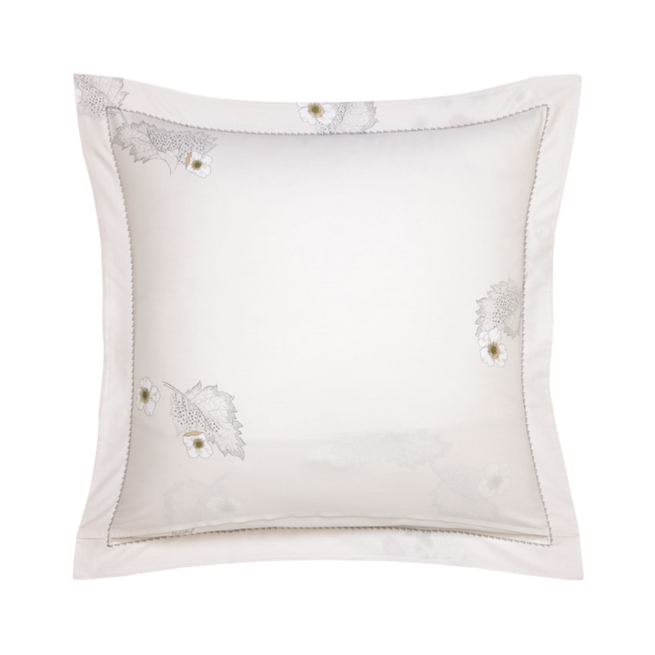 Corolles Bed Collection