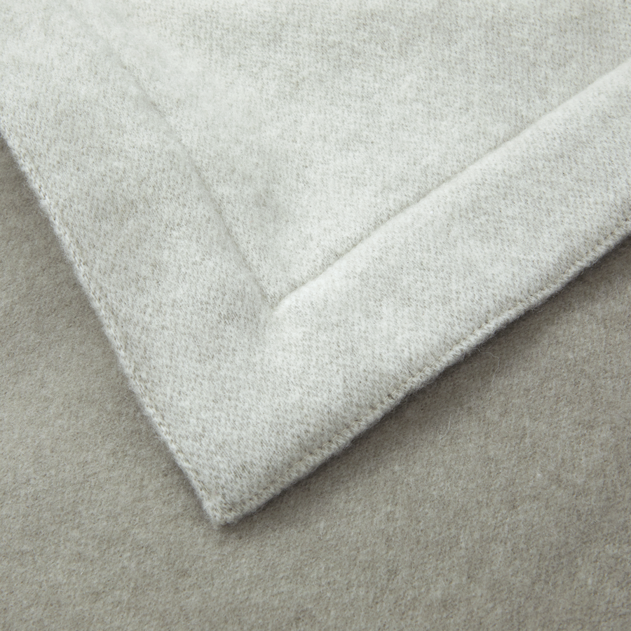 Hestia Throw Kaki