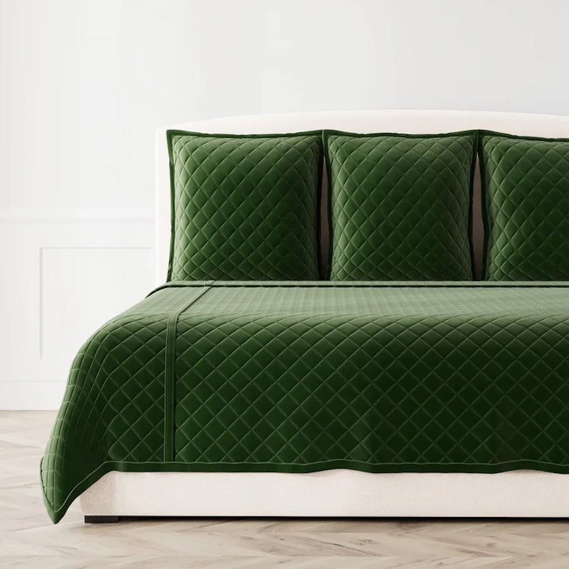 Velvet Coverlet Set in Pine