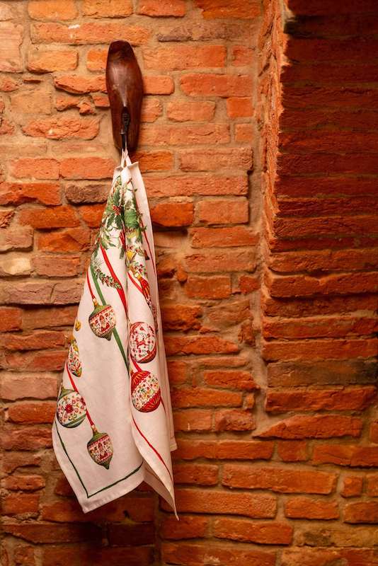 Pinoel Verde Kitchen Towel