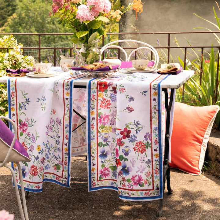 Primula Table Linens