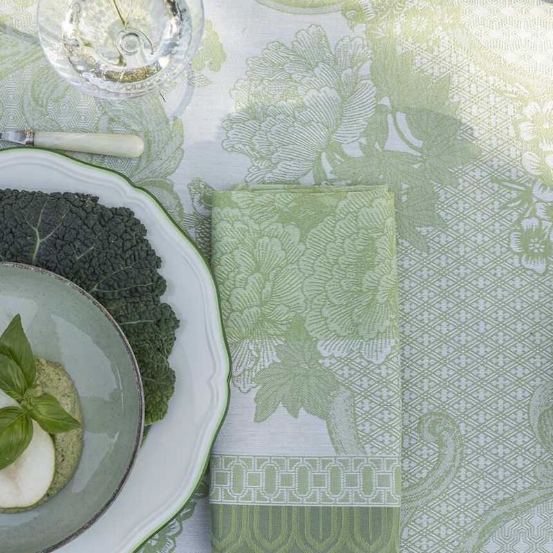 Promenade Imperiale Table Linens Green