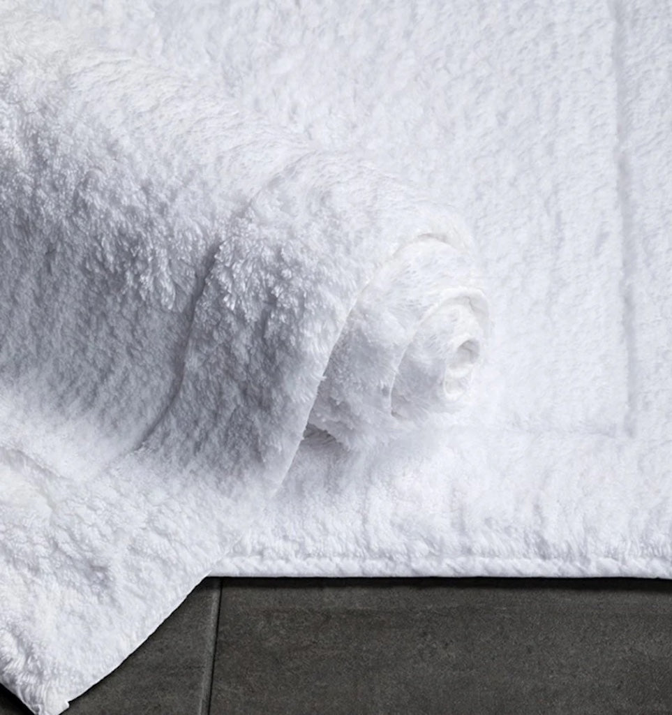 Maestro Bath Rugs White