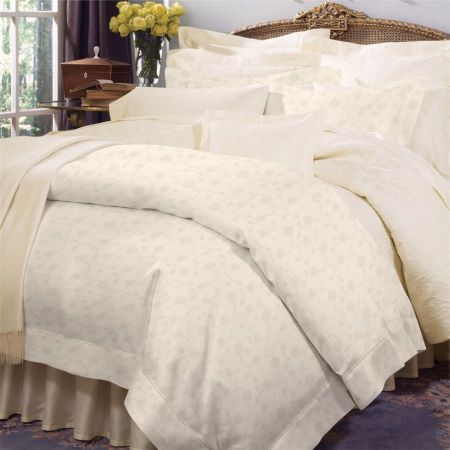 Giza 45 Jacquard Ivory