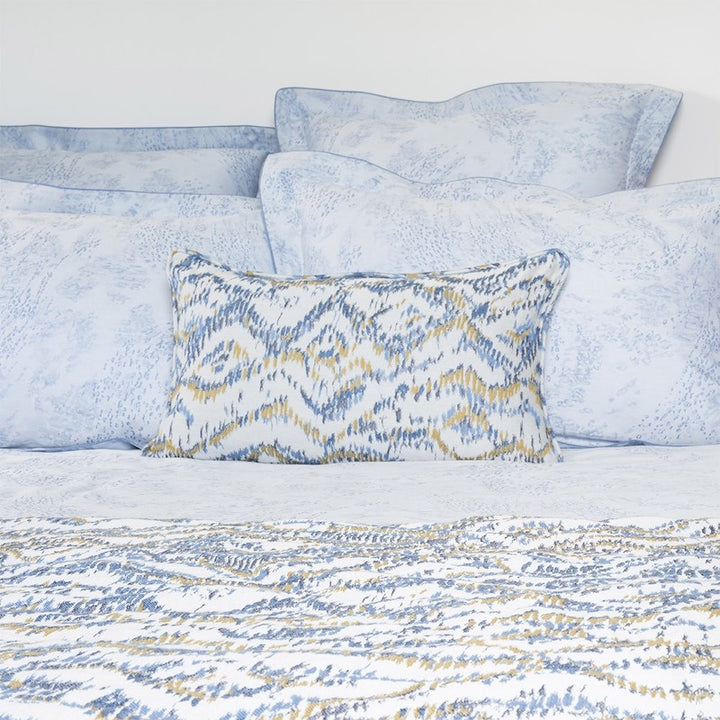 Ecumes Bed Collection