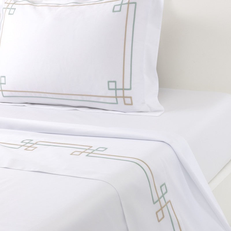 Villa Bed Collection
