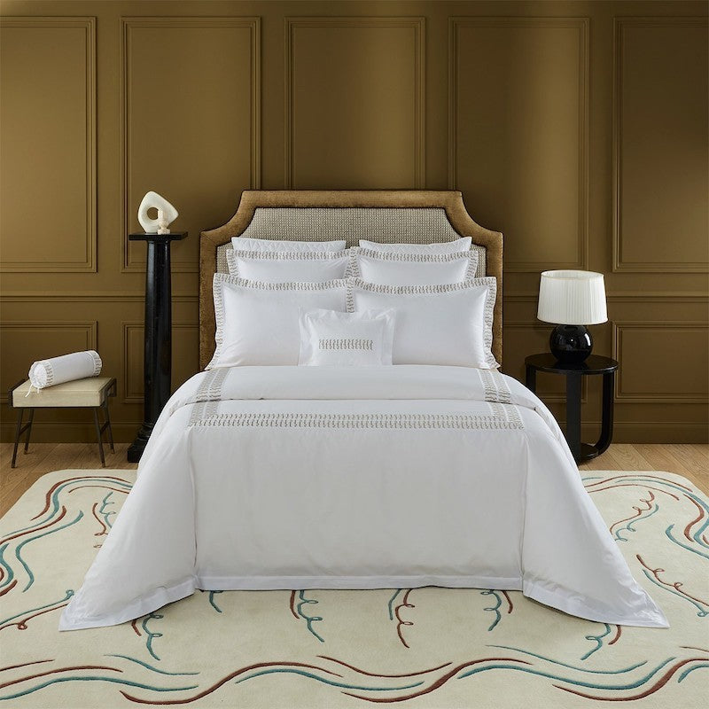 Couture - Dorian Bed Collection Santal