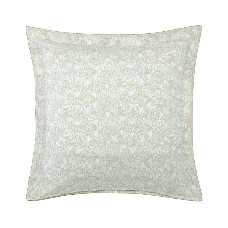 Èze Bed Collection